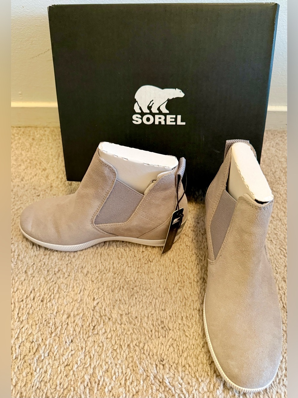Sorel Out N About Slip-On Wedge NWT women US sz 7